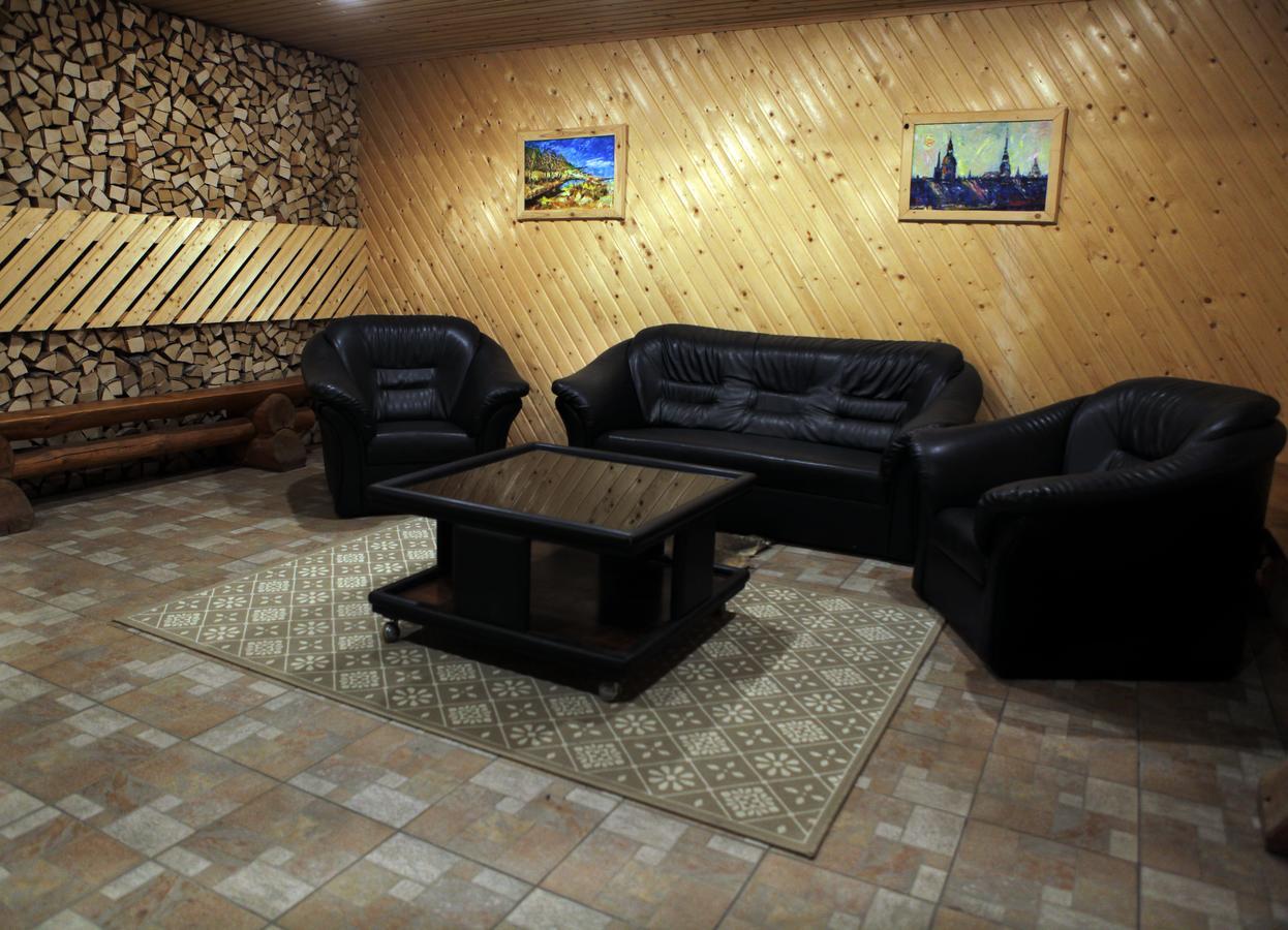 Raiskums Rabbit Hotel מראה חיצוני תמונה